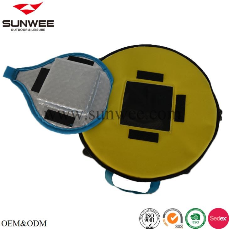 Camp cooler bag with stand